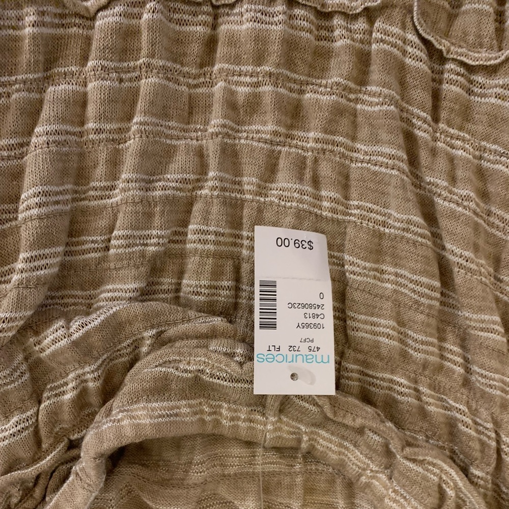 Maurice’s dress off the should top